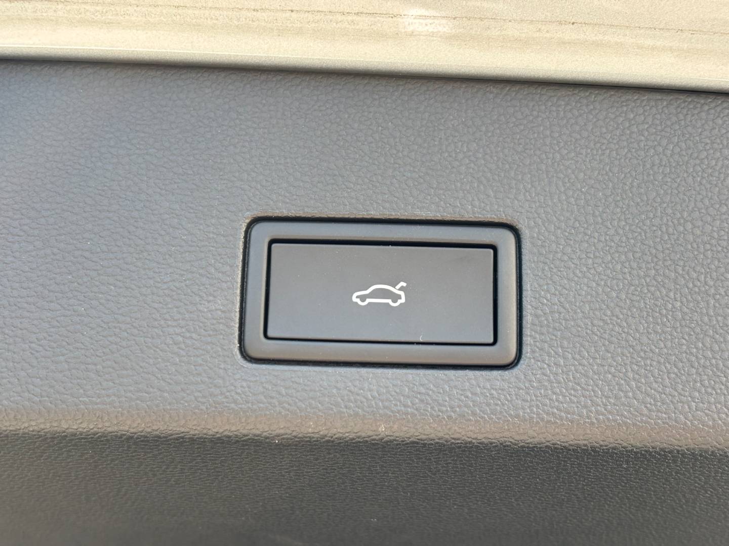 32885775_11