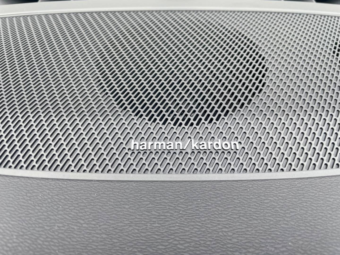 32694496_10