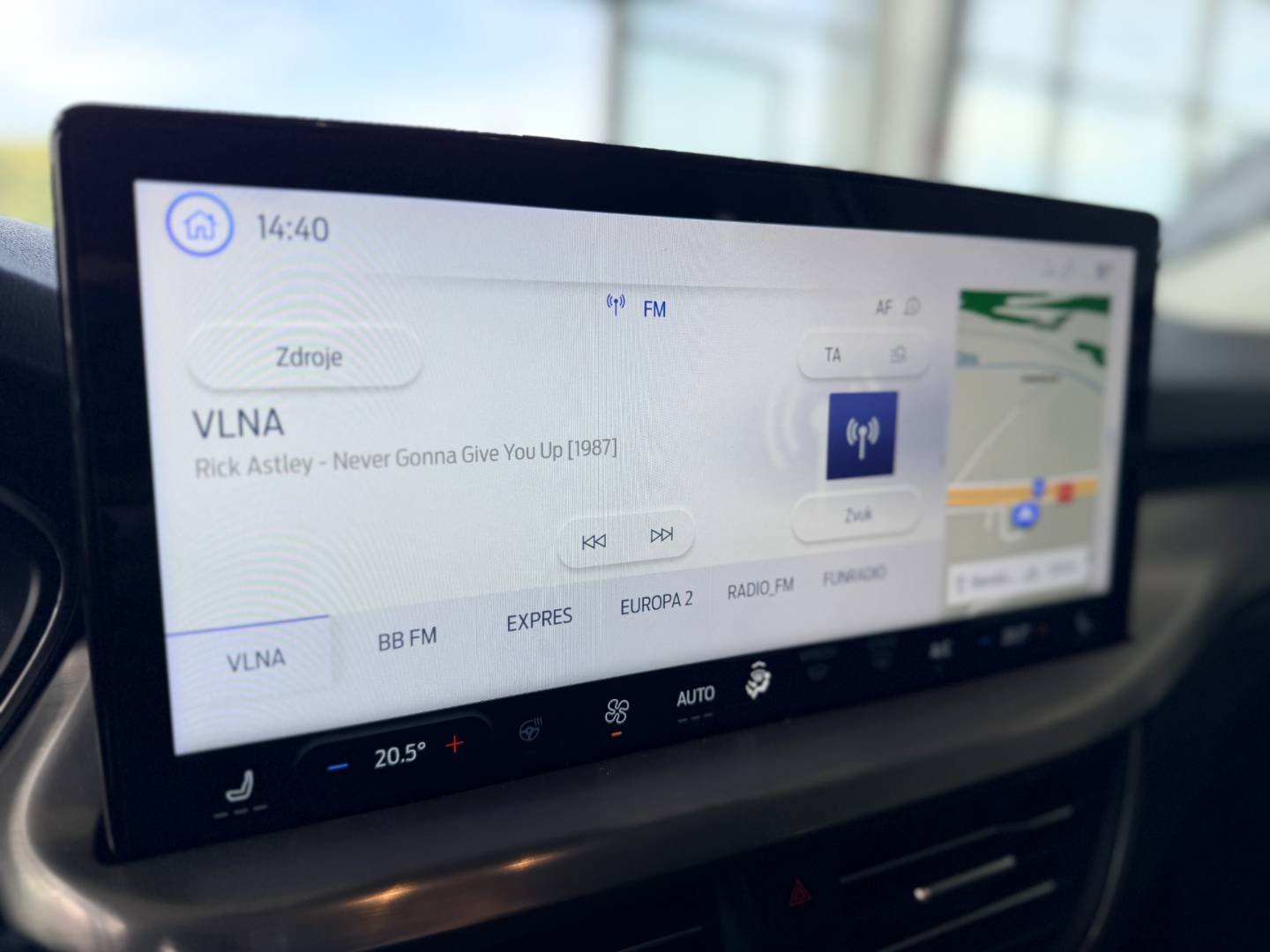 Ford Focus Kombi 1.0 EcoBoost mHEV Trendy A/T – Obrázok 12