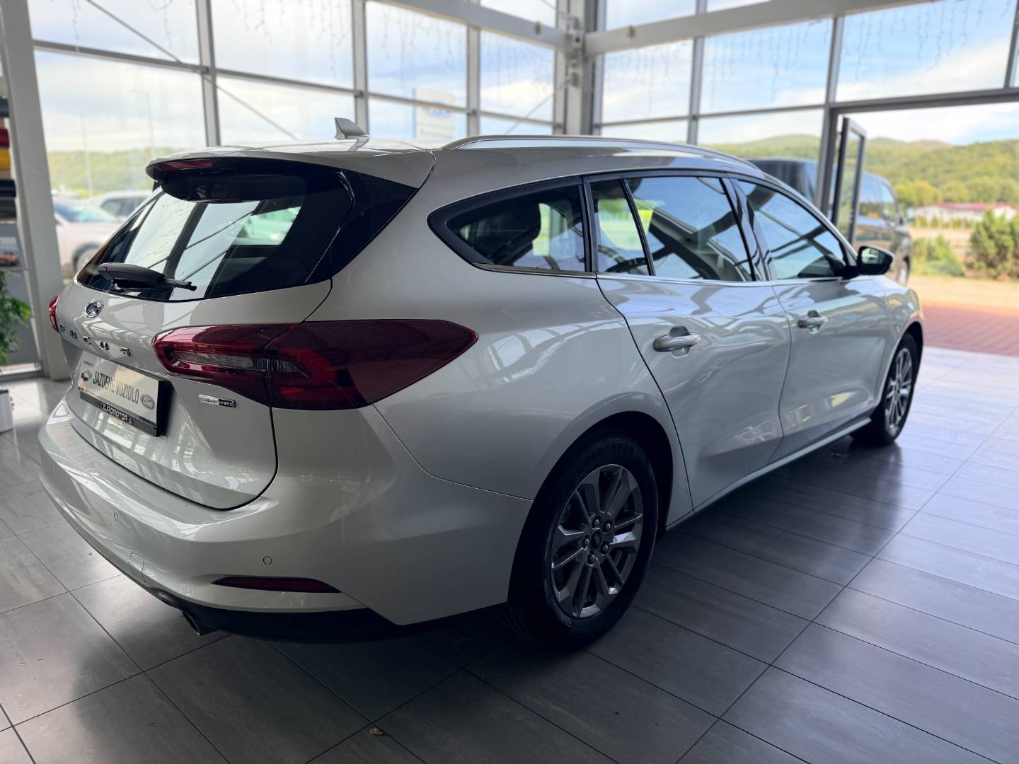 Ford Focus Kombi 1.0 EcoBoost mHEV Trendy A/T – Obrázok 5