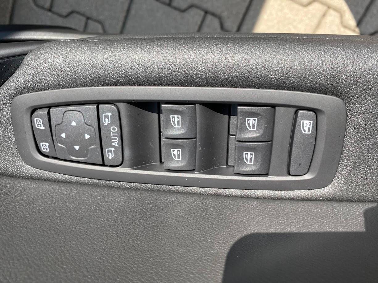 Renault Mégane GrandCoupé techno TCe 140 EDC – Obrázok 16