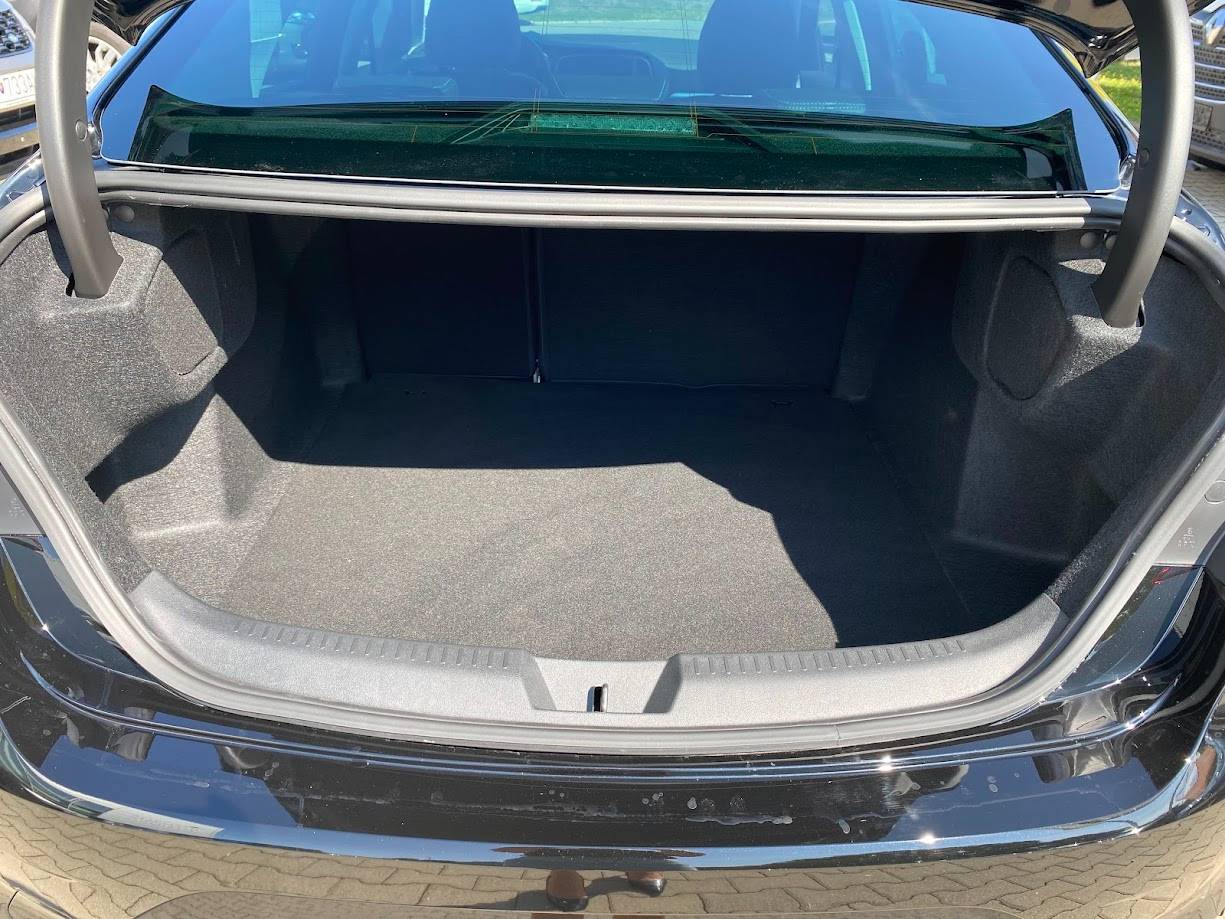 Renault Mégane GrandCoupé techno TCe 140 EDC – Obrázok 9