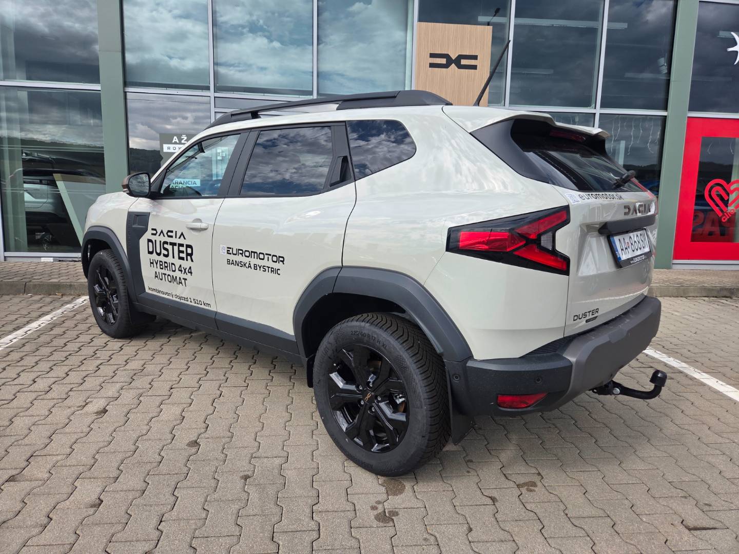 Dacia Duster 1.2 hybrid-G 150 mHEV 4x4 EDC Extreme – Obrázok 3