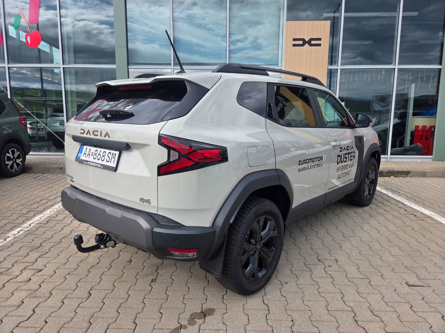 Dacia Duster 1.2 hybrid-G 150 mHEV 4x4 EDC Extreme – Obrázok 4
