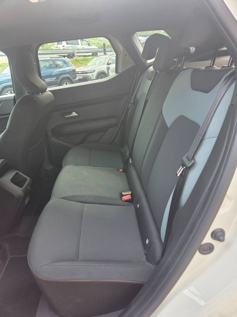 Dacia Duster 1.2 hybrid-G 150 mHEV 4x4 EDC Extreme – Obrázok 6