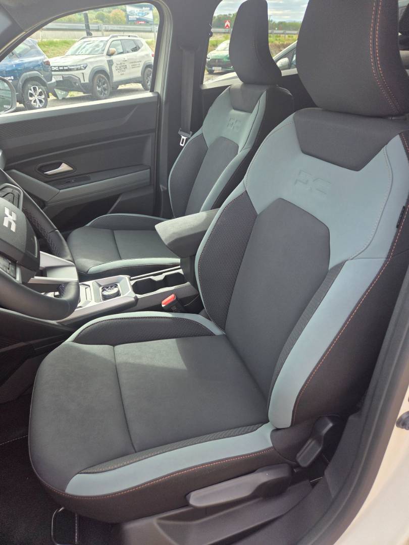Dacia Duster 1.2 hybrid-G 150 mHEV 4x4 EDC Extreme – Obrázok 7