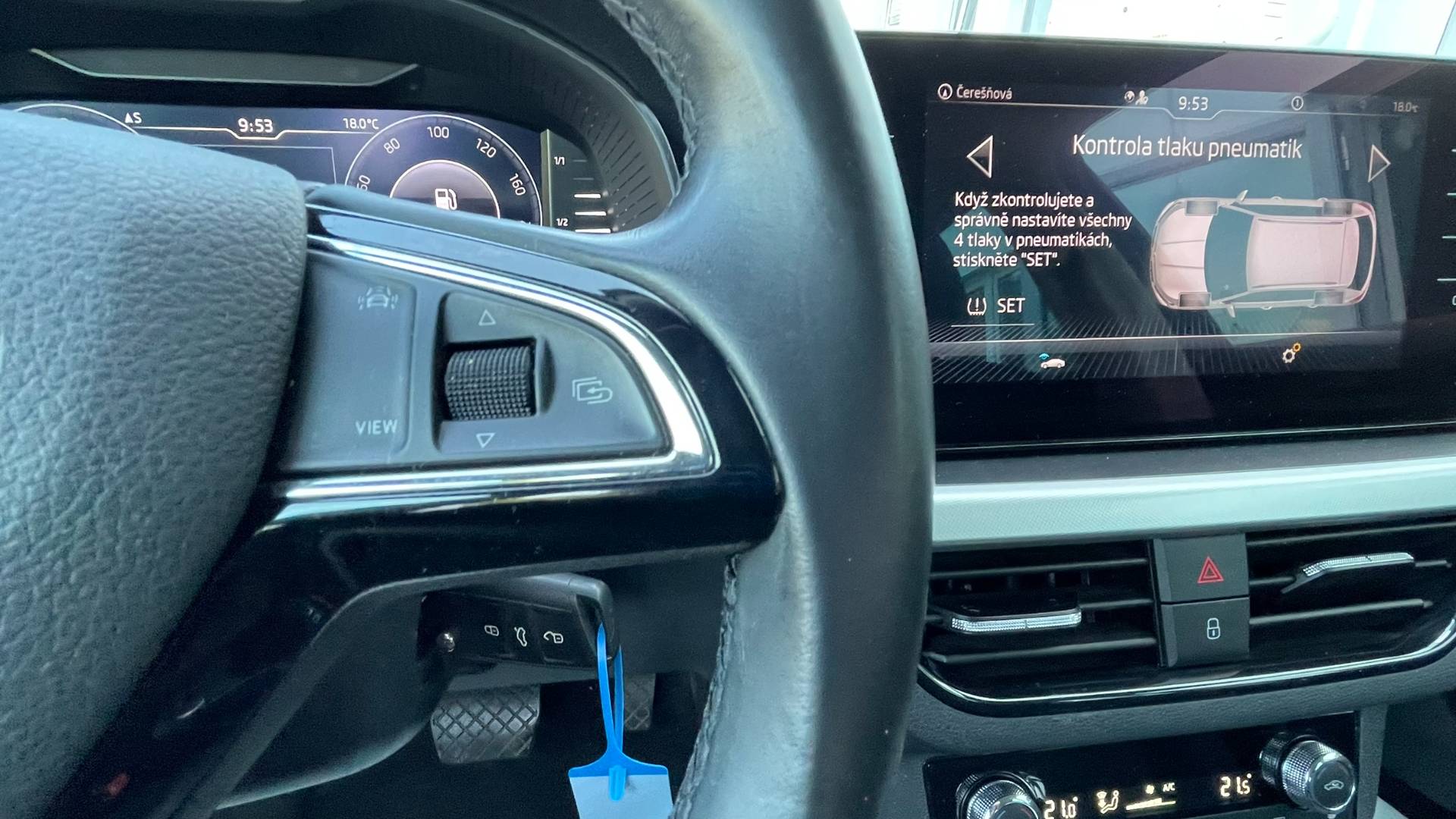 Škoda Kamiq 1,5 TSI DSG, Kamera – Obrázok 16