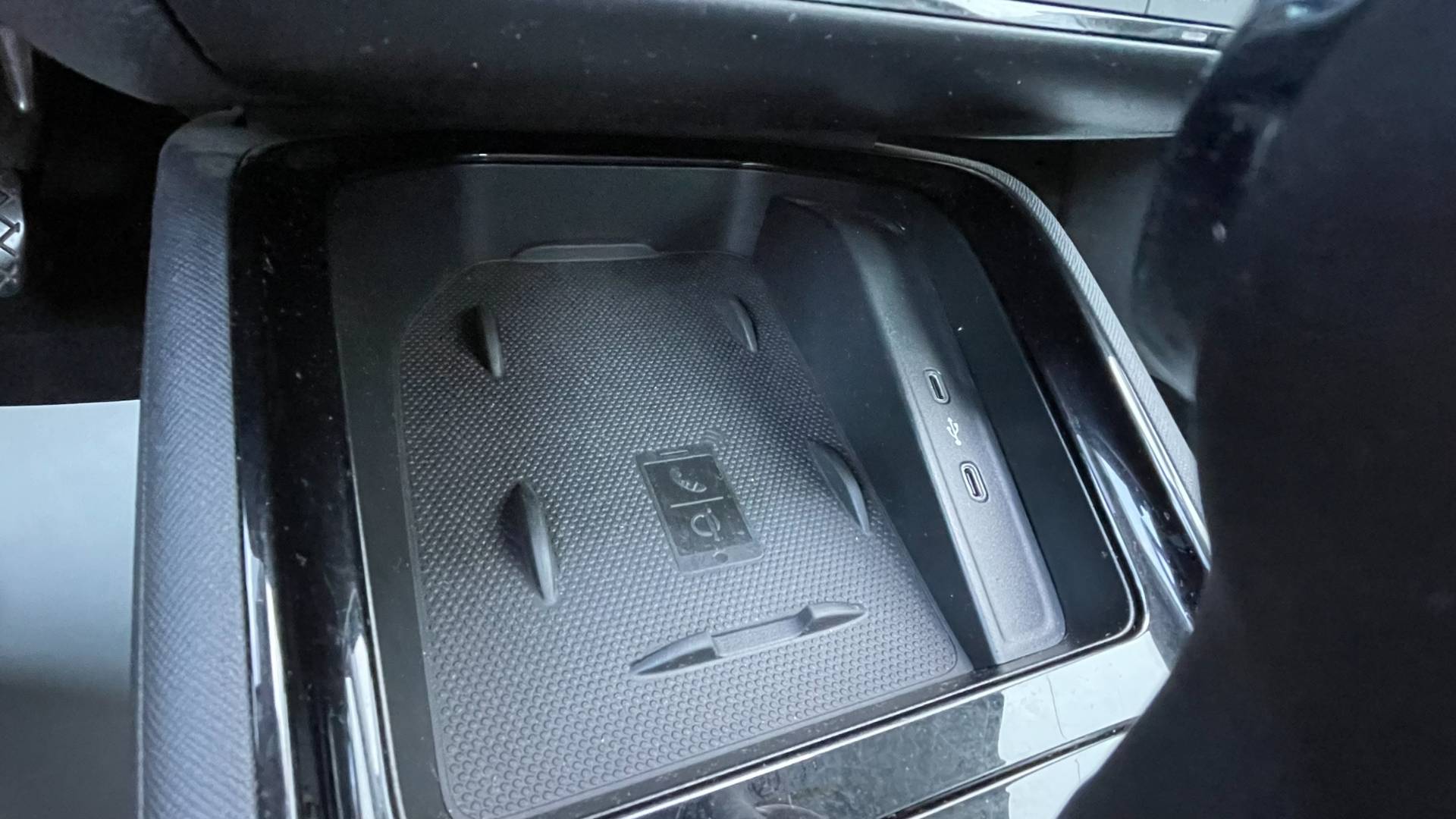 Škoda Kamiq 1,5 TSI DSG, Kamera – Obrázok 33