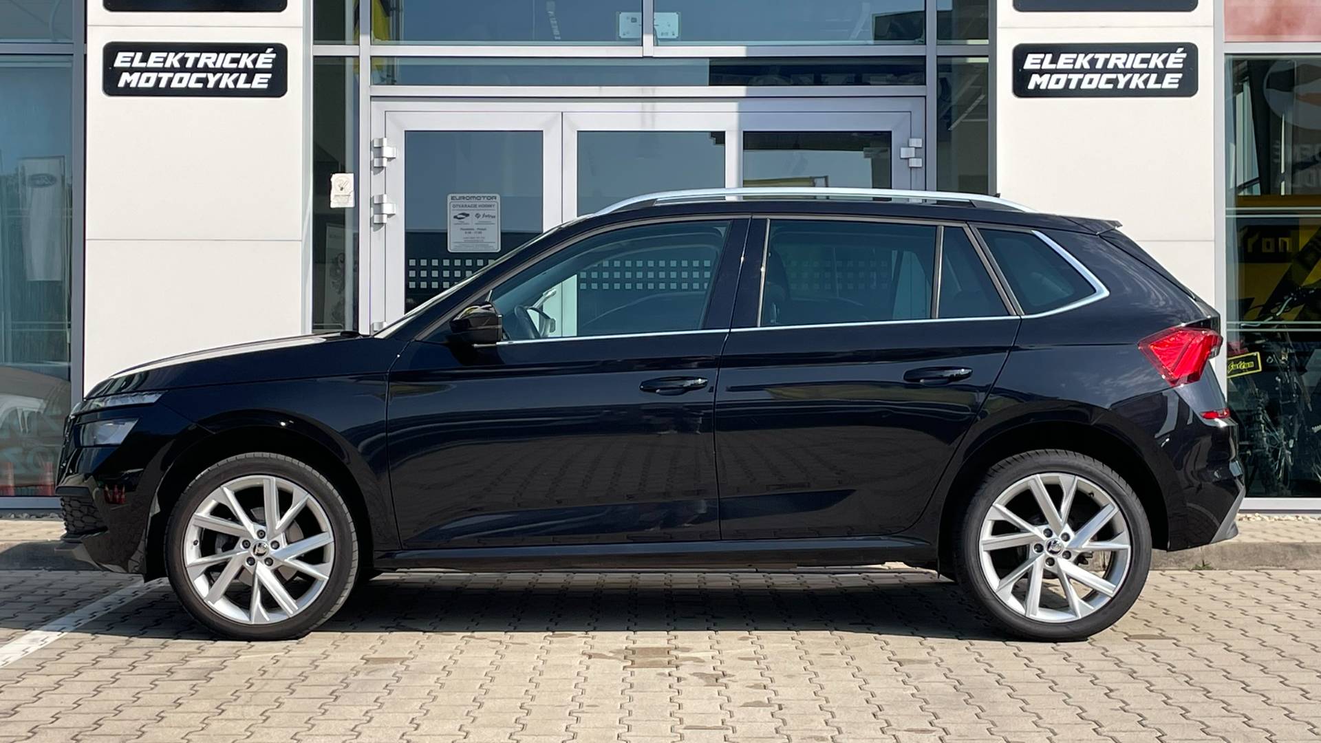 Škoda Kamiq 1,5 TSI DSG, Kamera – Obrázok 8
