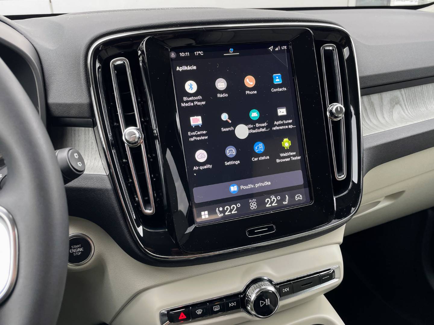 Volvo XC40 2.0 SOV B3 mHEV Plus A/T sov – Obrázok 9