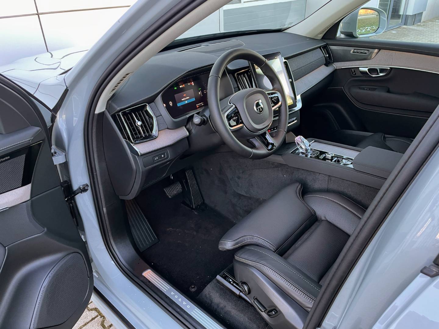 Volvo XC90 T8 Plus Bright eAWD A/T – Obrázok 5