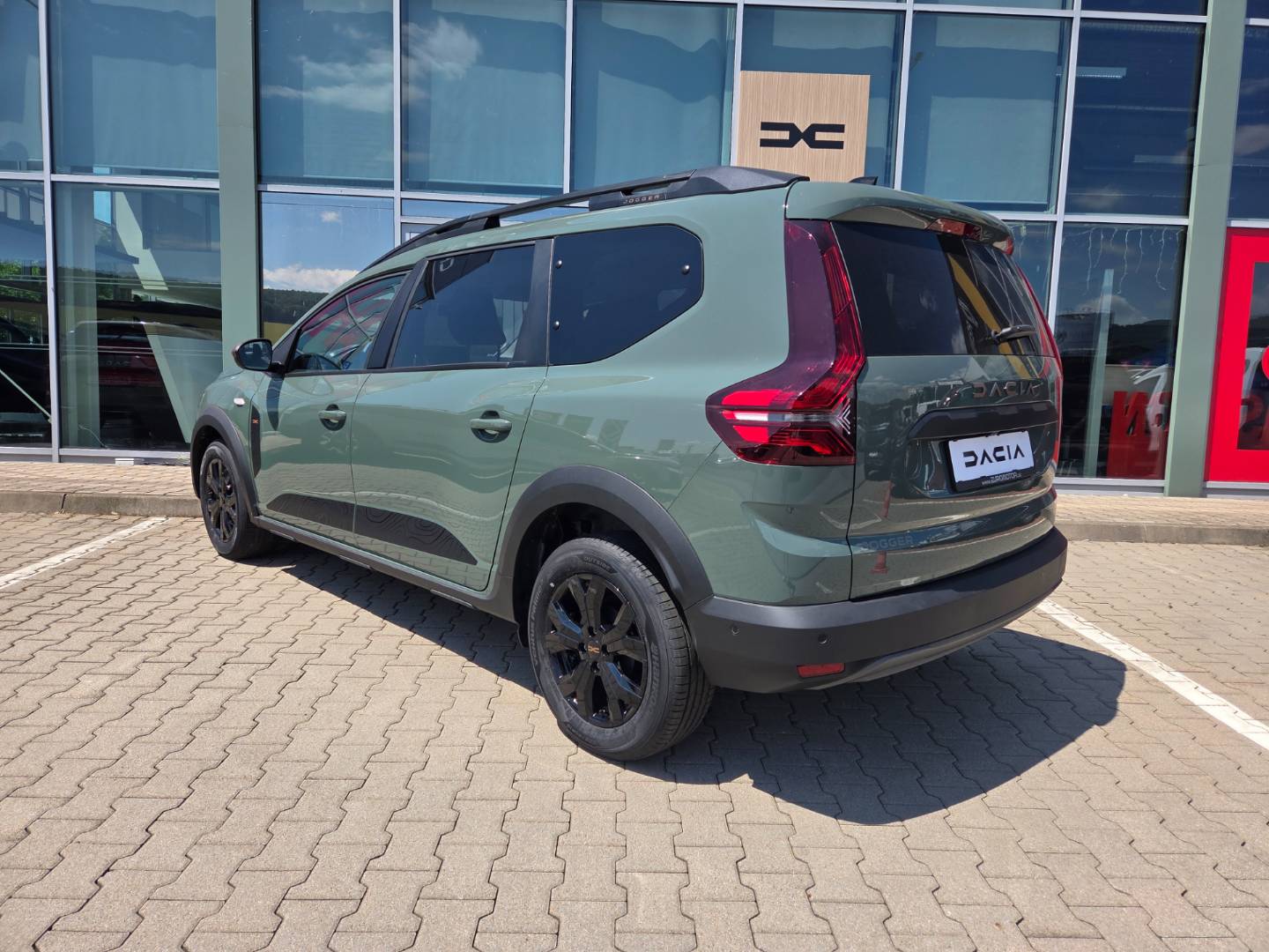 Dacia Jogger 1.0 TCe 110k Extreme 7 miest – Obrázok 3