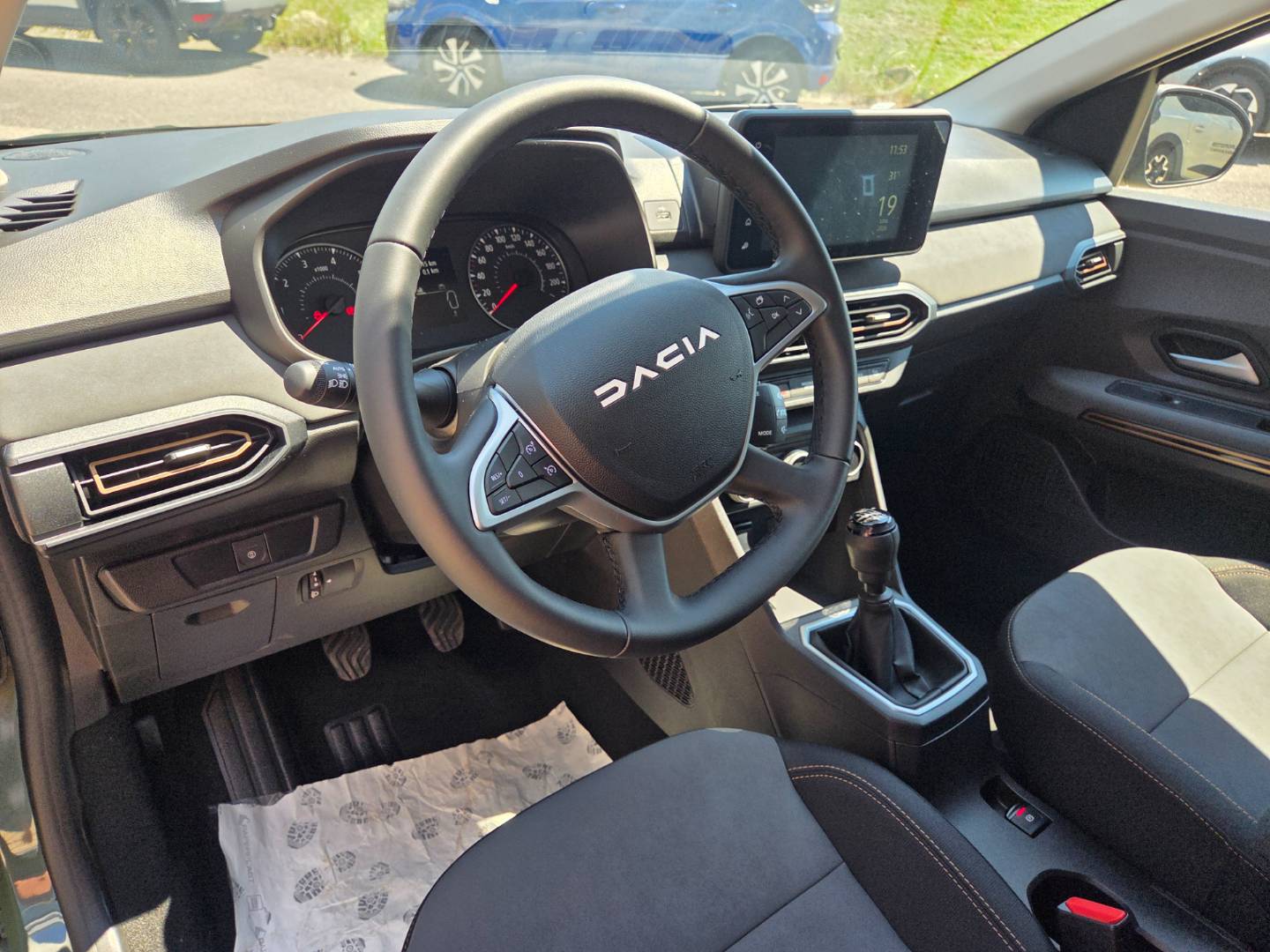 Dacia Jogger 1.0 TCe 110k Extreme 7 miest – Obrázok 9