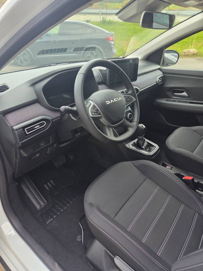 Dacia Jogger Expression hybrid 140 5 miest – Obrázok 8