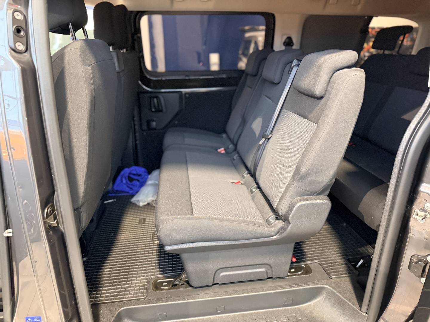 Citroën Jumpy 2.0 BlueHDi 180 S&S L3 A/T – Obrázok 9
