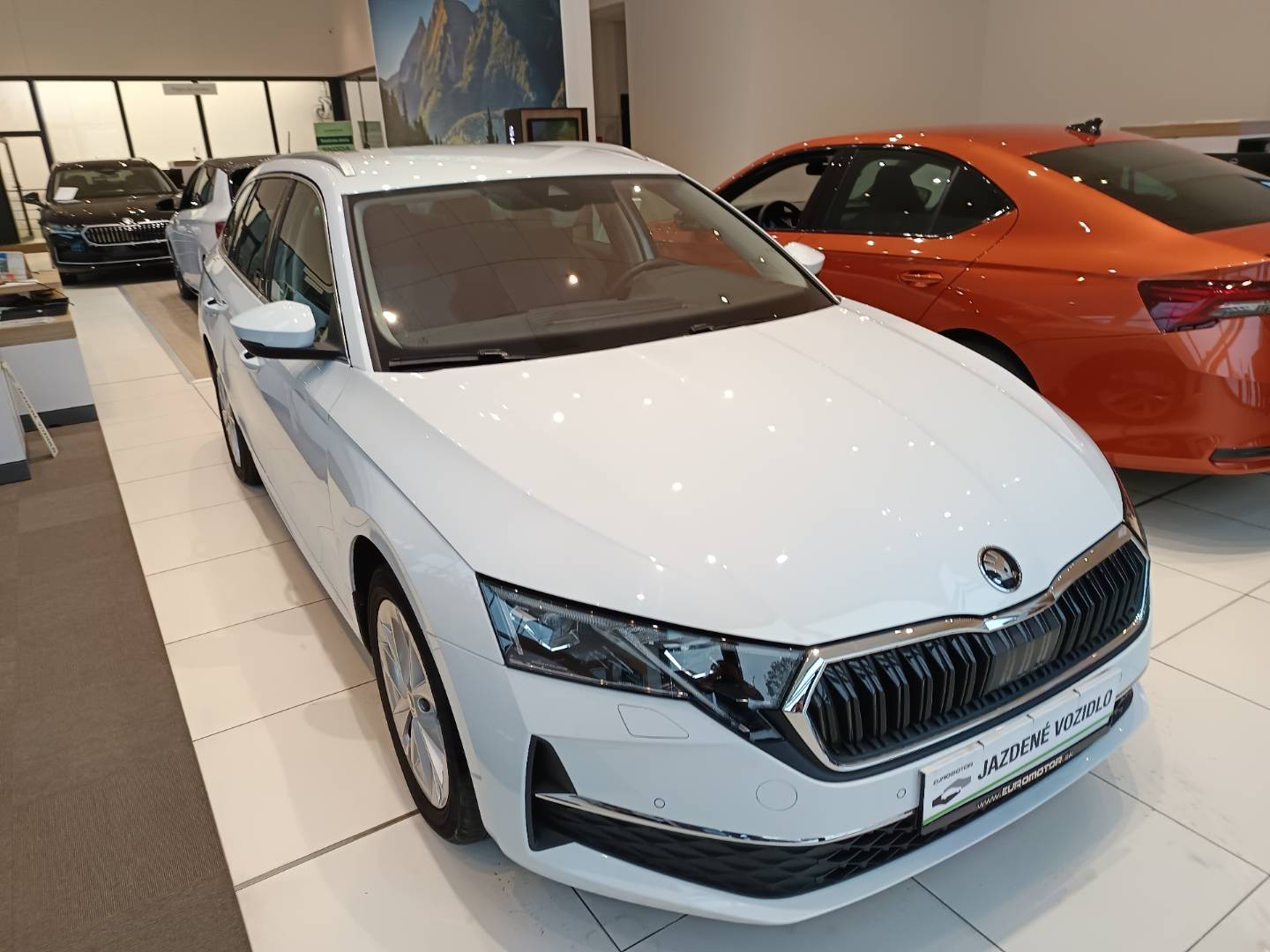 Škoda Octavia Combi Top Selection 2,0 TDI 110 KW DSG – Obrázok 6