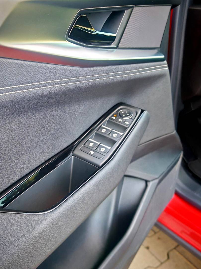 Renault Austral techno full hybrid E-Tech 200 – Obrázok 30