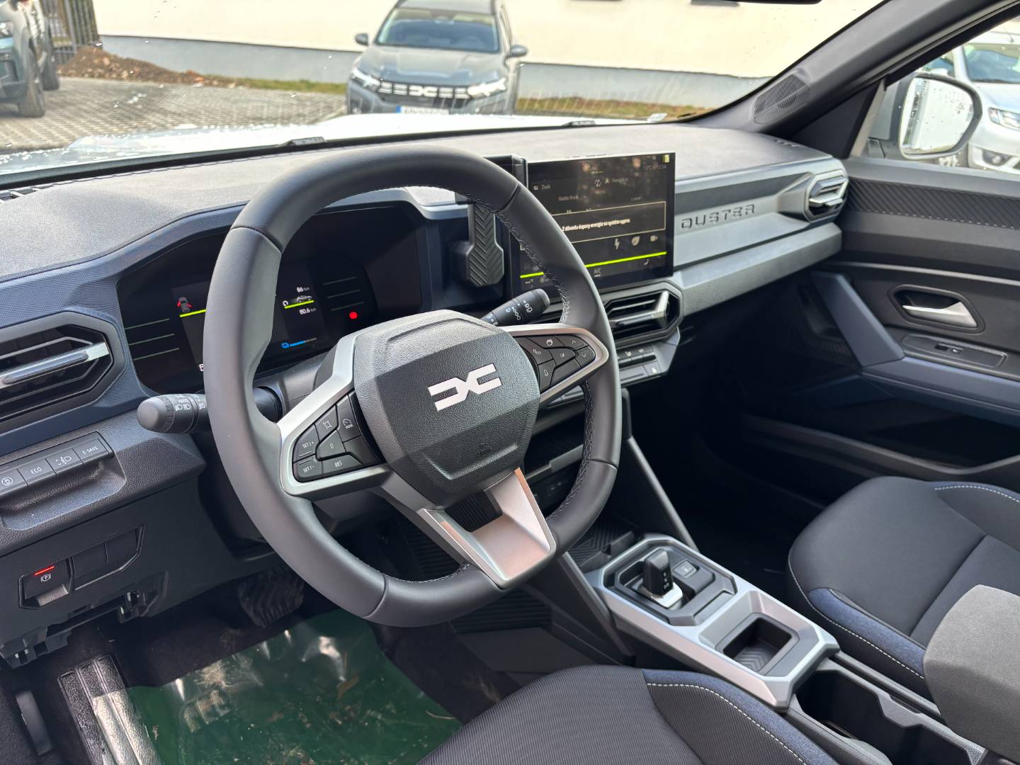 Dacia Duster Journey hybrid 140 – Obrázok 9