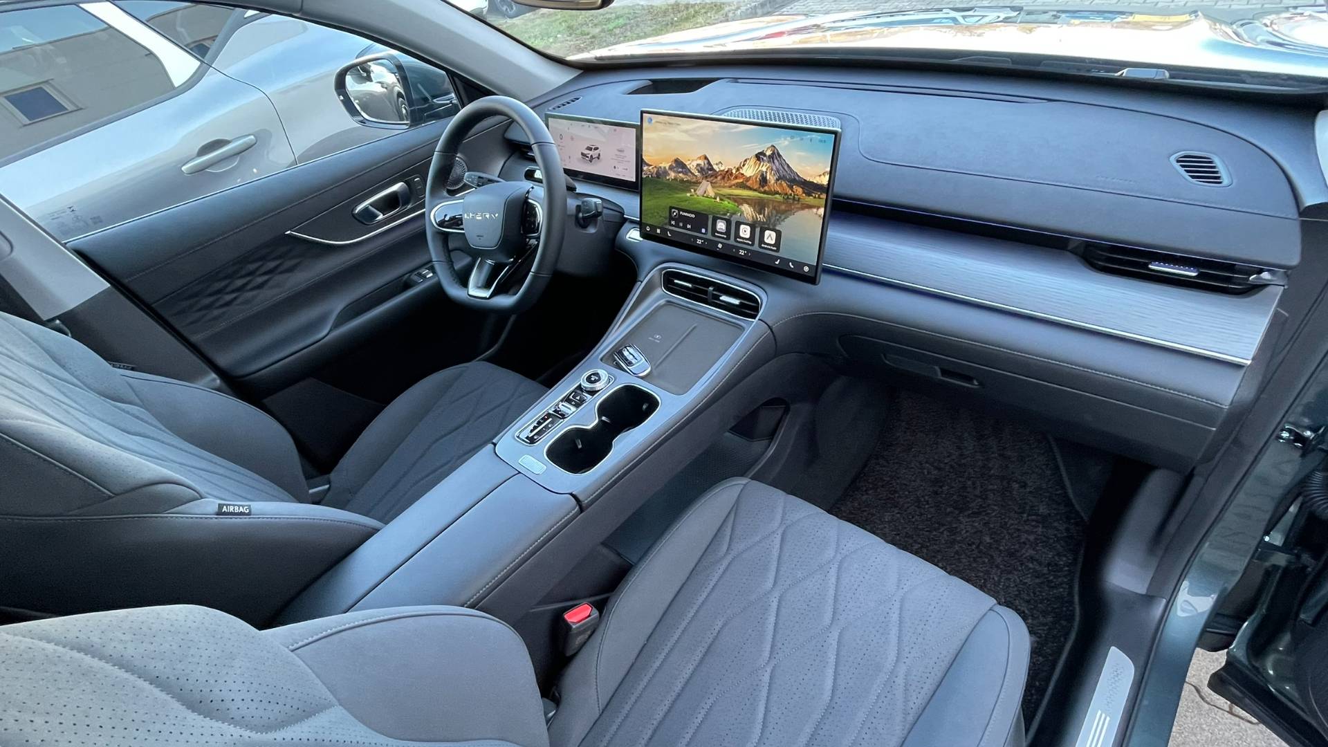 Chery Tiggo 8 1.6 TGDI 147k 7-DCT UNIQUE – Obrázok 12