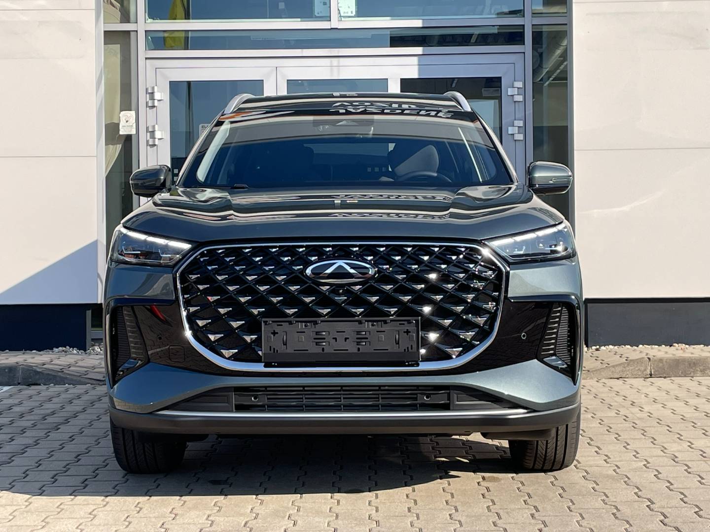 Chery Tiggo 8 1.6 TGDI 147k 7-DCT UNIQUE – Obrázok 2