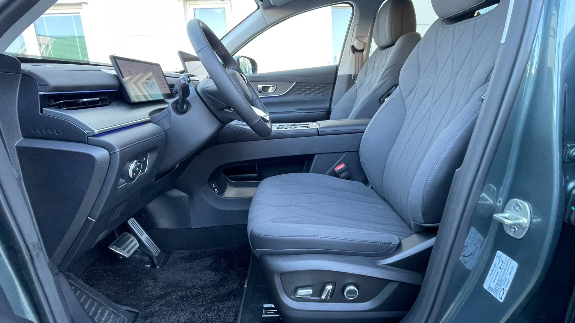 Chery Tiggo 8 1.6 TGDI 147k 7-DCT UNIQUE – Obrázok 9