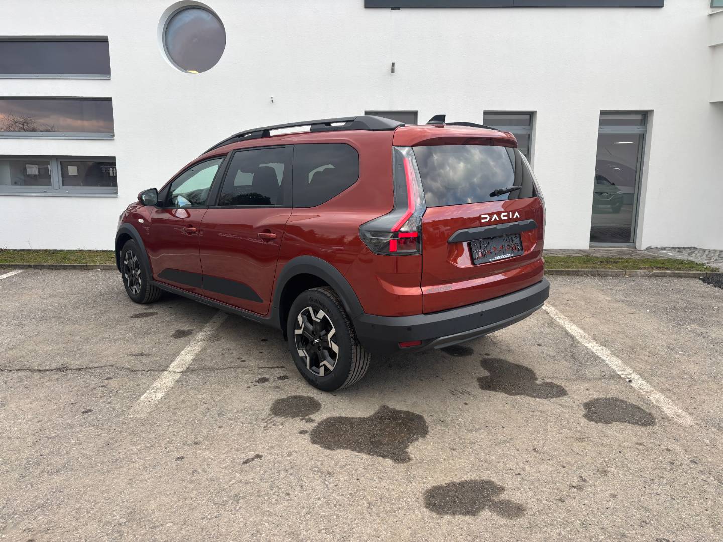 Dacia Jogger Journey TCe 110 5 miest – Obrázok 3