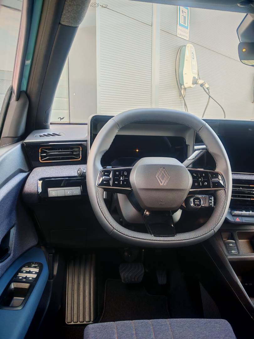 Renault R4 techno 150 k comfort range – Obrázok 20