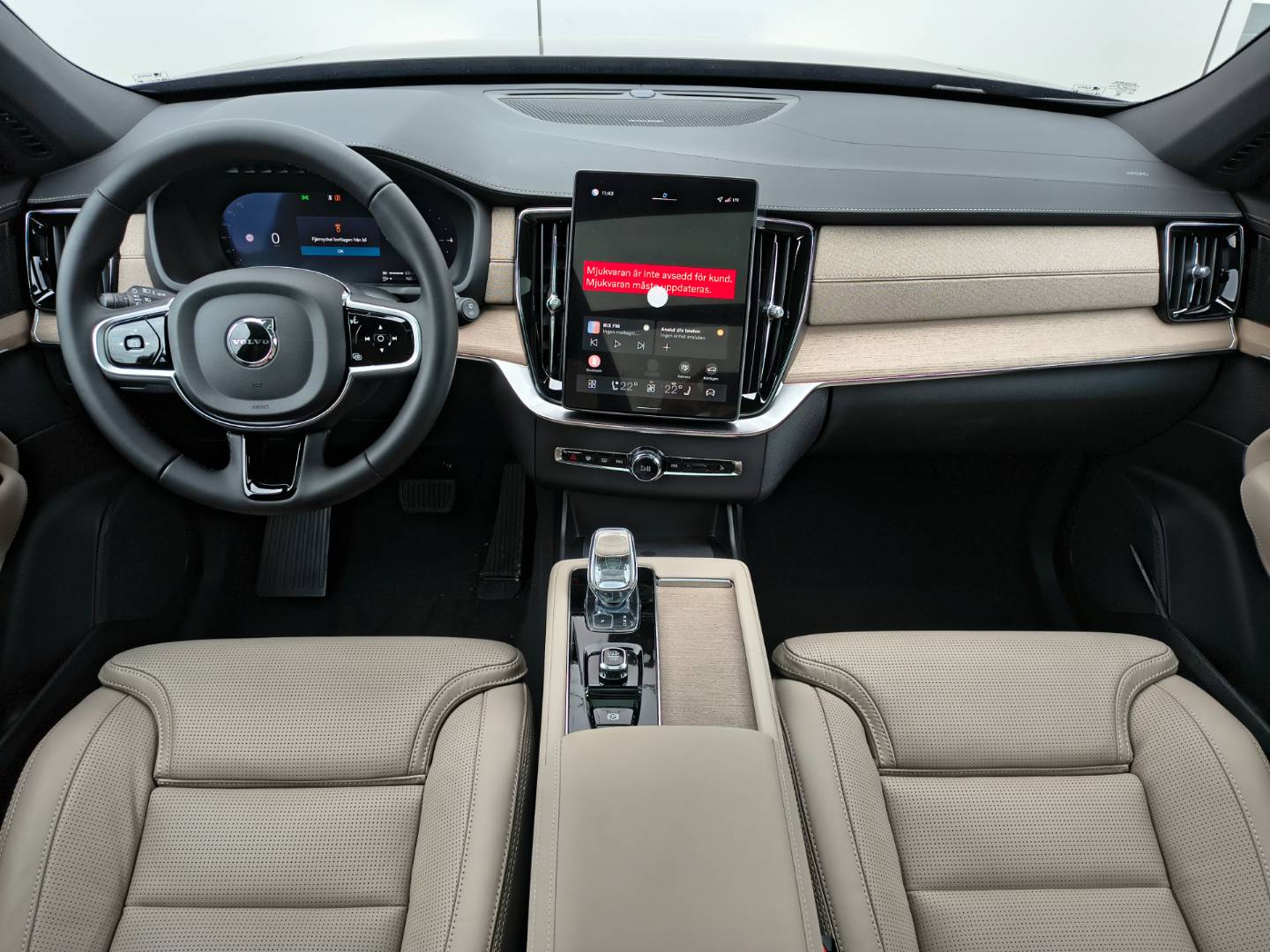 Volvo XC90 T8 Plus Dark AWD – Obrázok 5