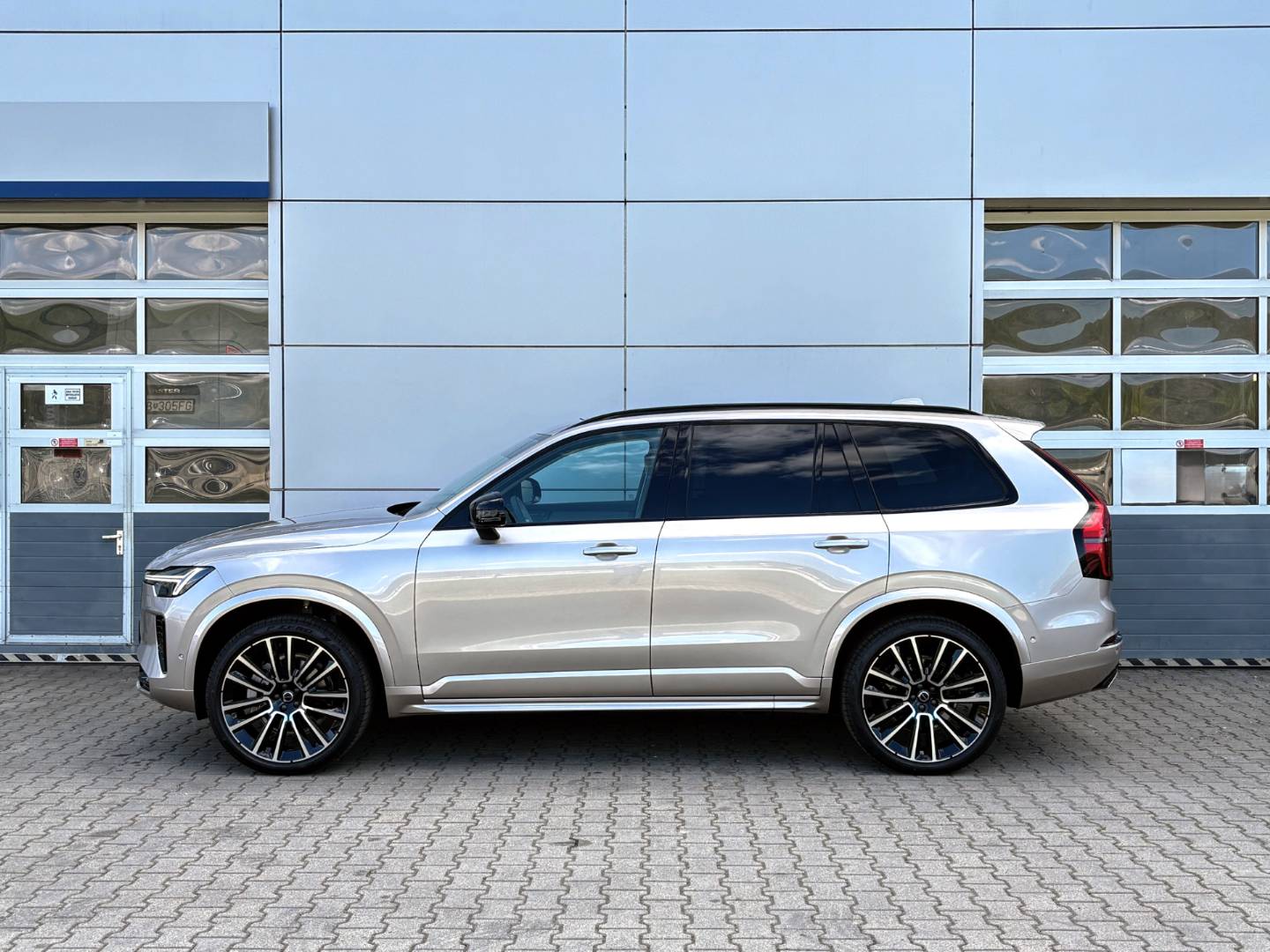 Volvo XC90 B5 PLUS Bright – Obrázok 3
