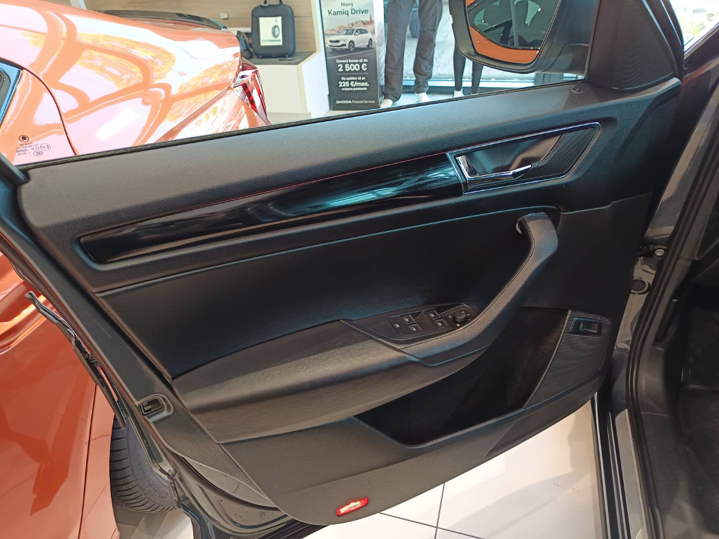 Škoda Kodiaq 2.0 TDI SCR Style DSG 4x4 – Obrázok 10
