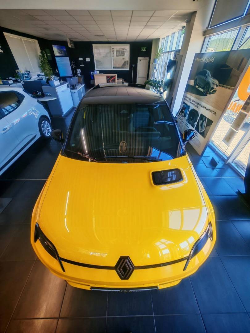 Renault R5 techno 150 k comfort range – Obrázok 11