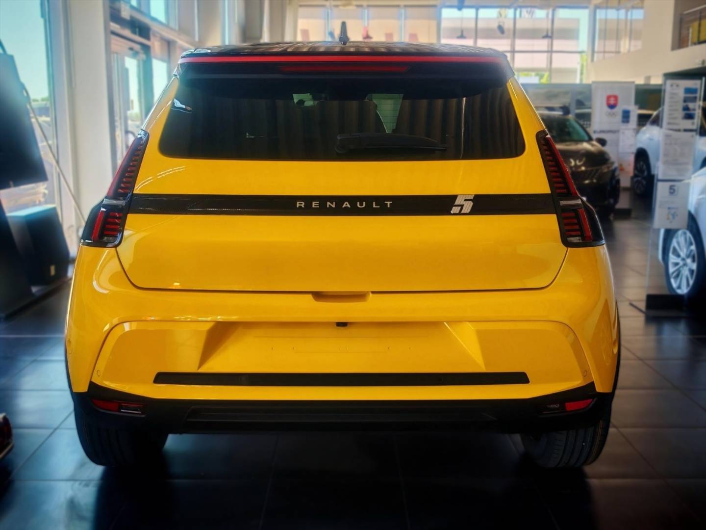 Renault R5 techno 150 k comfort range – Obrázok 4