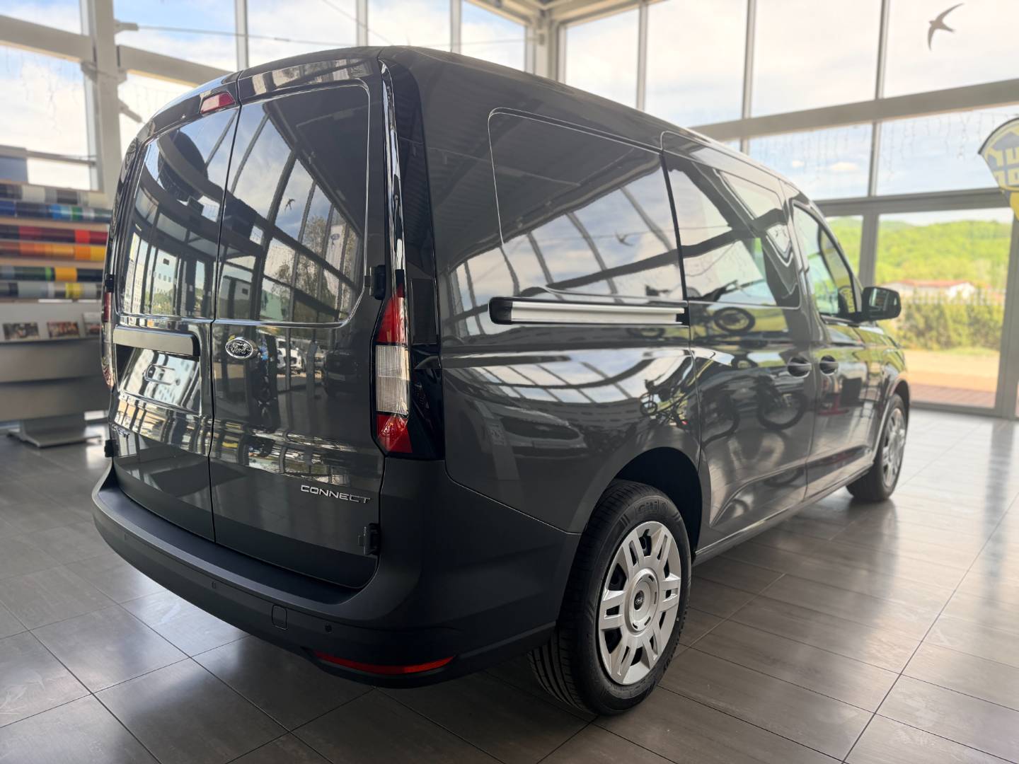 Ford Transit Connect 2.0 EcoBlue 102k M6 (75kW) - FWD FlexCab Trend – Obrázok 4