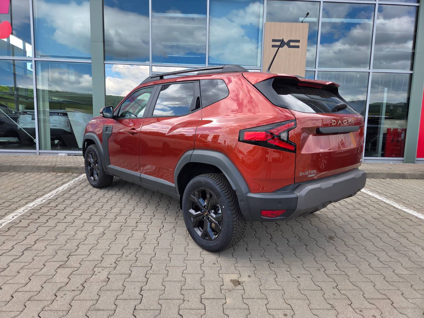 Dacia Duster 1.2 hybrid-G 150 mHEV 4x4 EDC Extreme – Obrázok 3