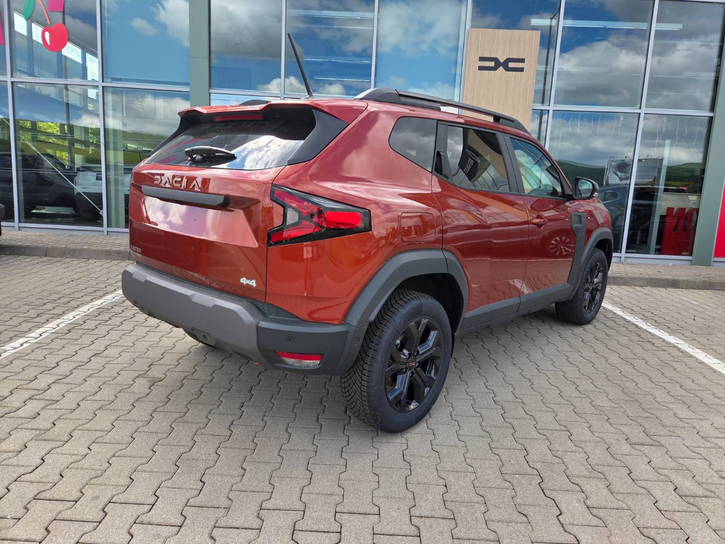 Dacia Duster 1.2 hybrid-G 150 mHEV 4x4 EDC Extreme – Obrázok 4