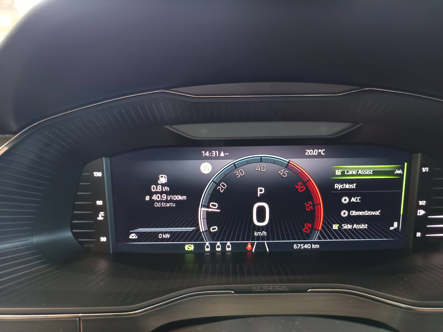 Škoda Superb 2.0 TDI SCR Final Edition 4x4 DSG – Obrázok 19