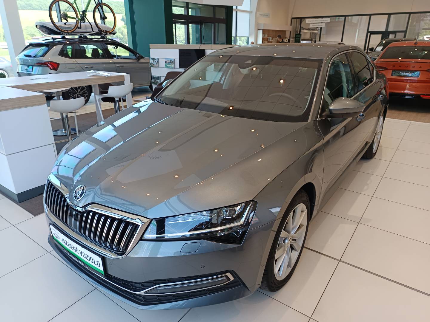 Škoda Superb 2.0 TDI SCR Final Edition 4x4 DSG – Obrázok 3