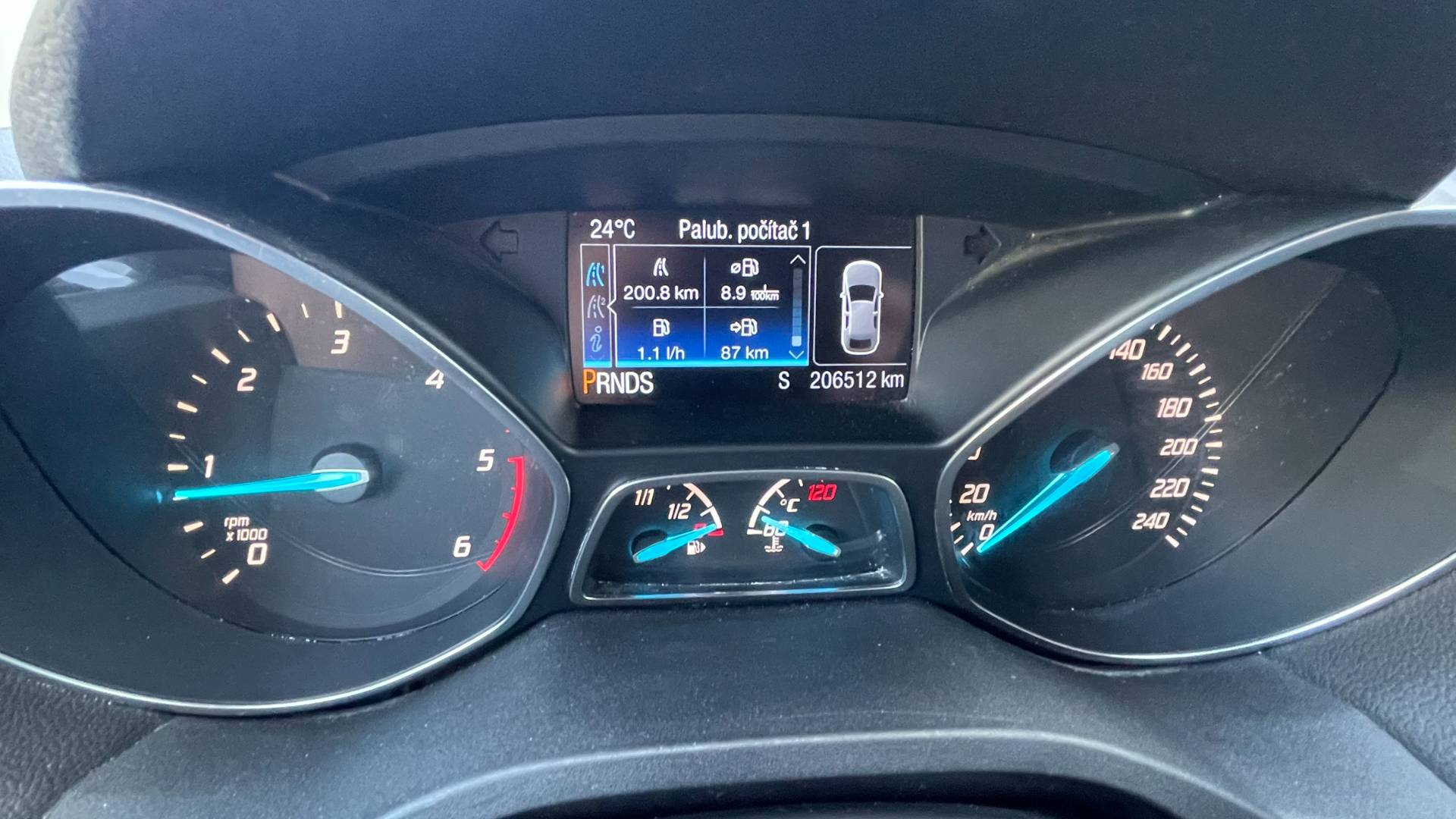 Ford Kuga 2.0 TDCi Duratorq 150k Titanium AWD A/T – Obrázok 22