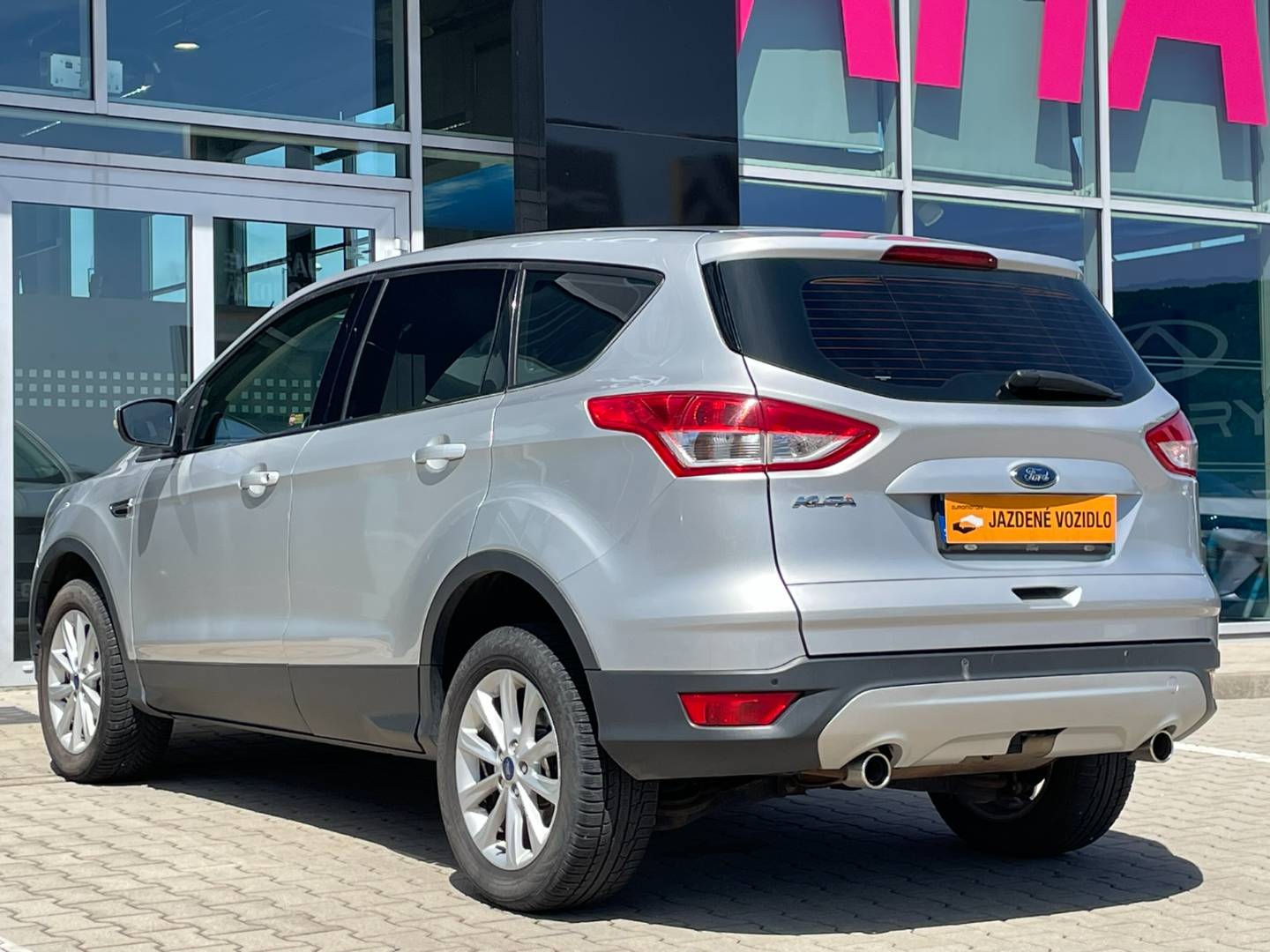 Ford Kuga 2.0 TDCi Duratorq 150k Titanium AWD A/T – Obrázok 4