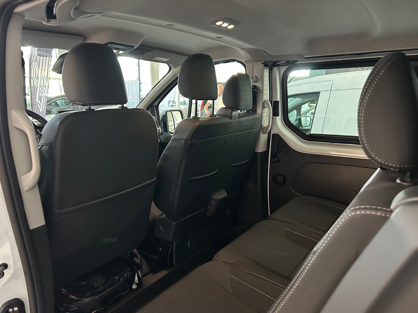 Renault Trafic L2H1P2 dCi 170 EAG9 Extra dvojkabína – Obrázok 8