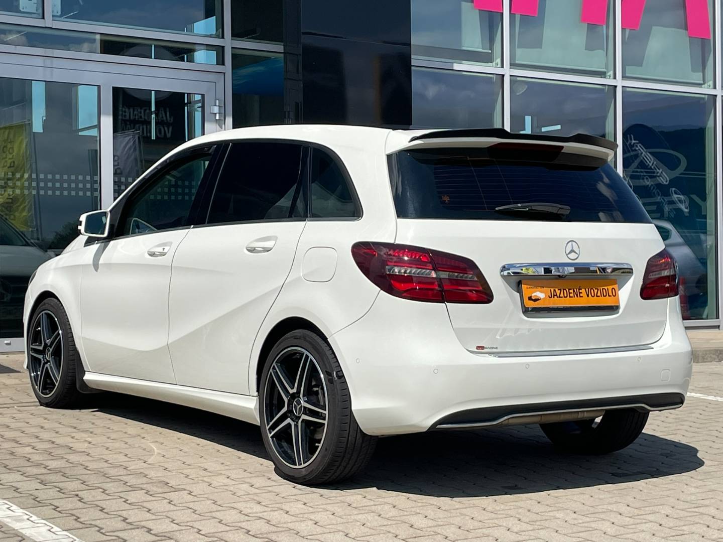 Mercedes-Benz B trieda 200 CDI AT/7, Tempomat, Navi, Kamera, nové v SR – Obrázok 4