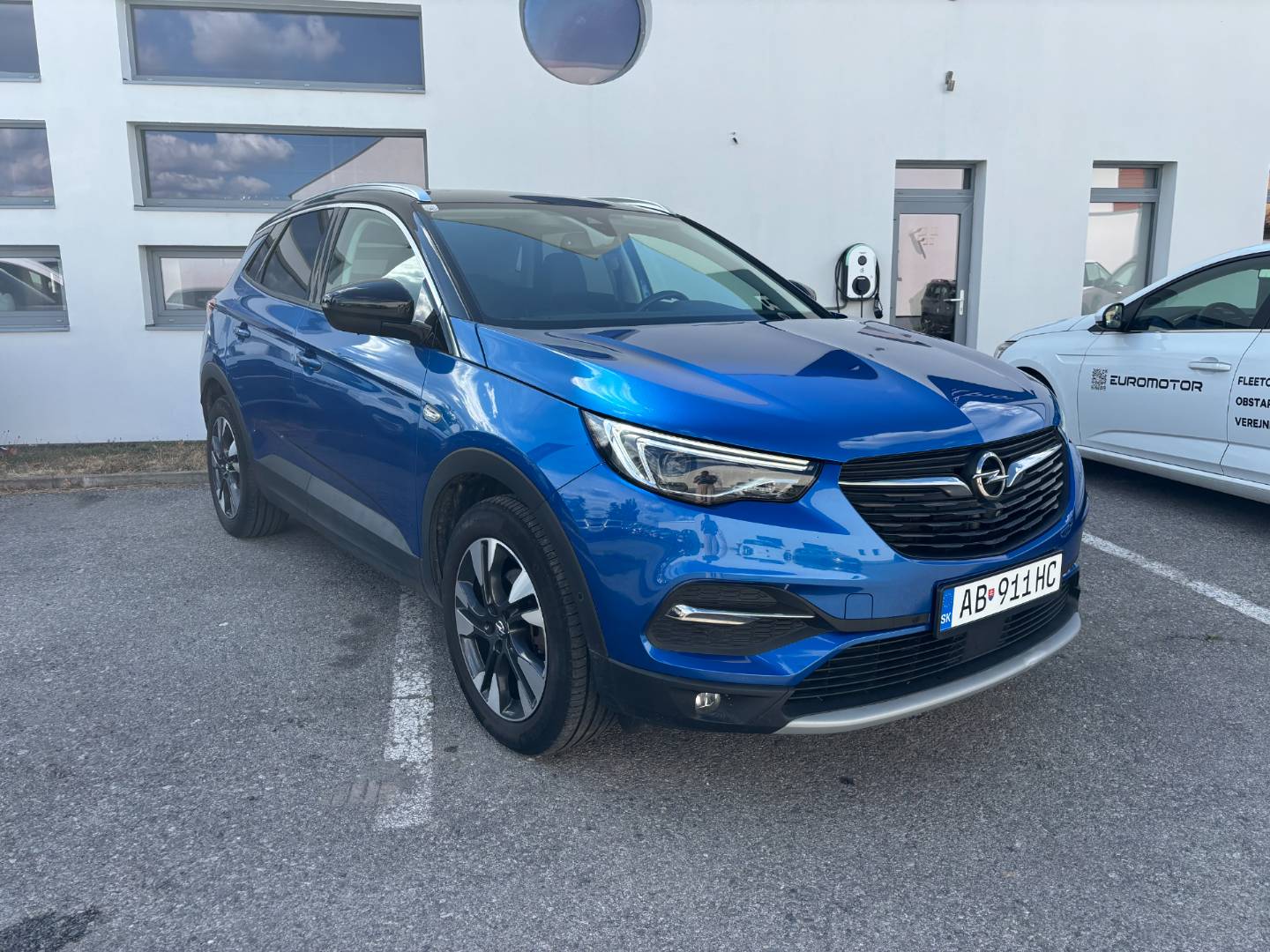Opel Grandland X 1.2 TURBO S&S Ultimate – Obrázok 2