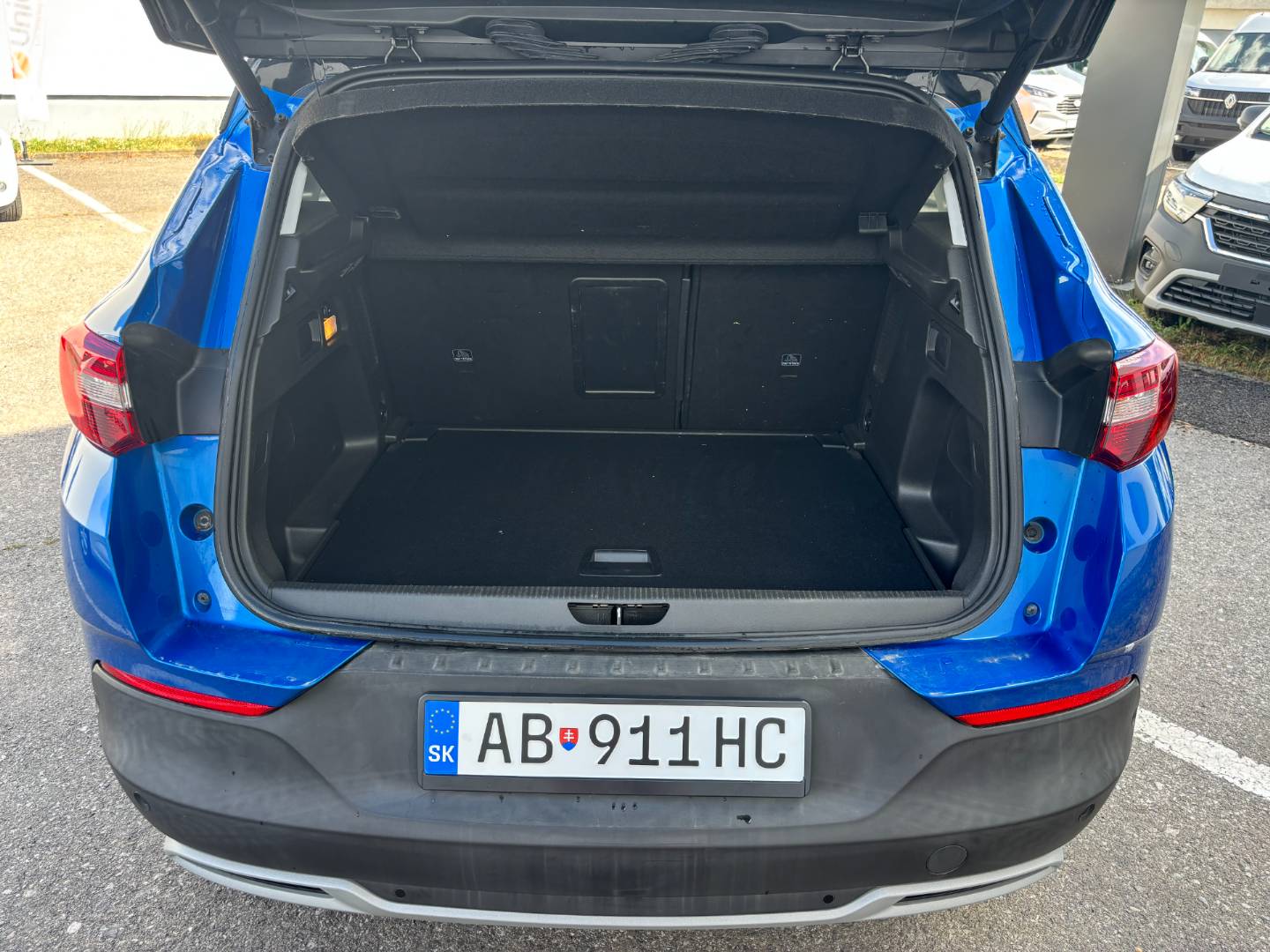 Opel Grandland X 1.2 TURBO S&S Ultimate – Obrázok 5