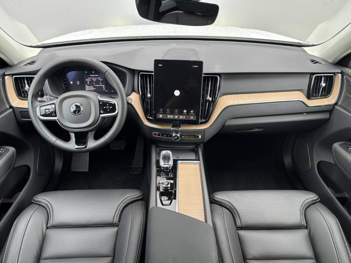Volvo XC60 2.0 B5 mHEV Plus Dark AWD A/T – Obrázok 6