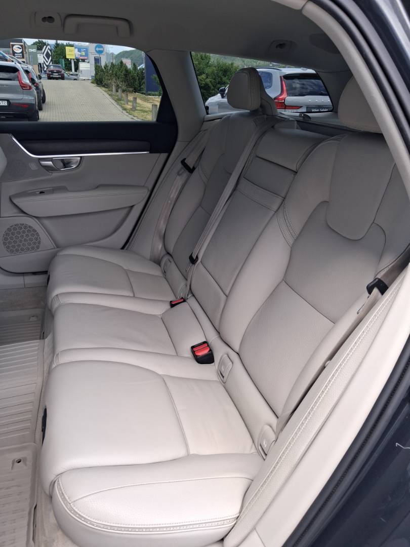 Volvo V90 CROSS COUNTRY PRO – Obrázok 10