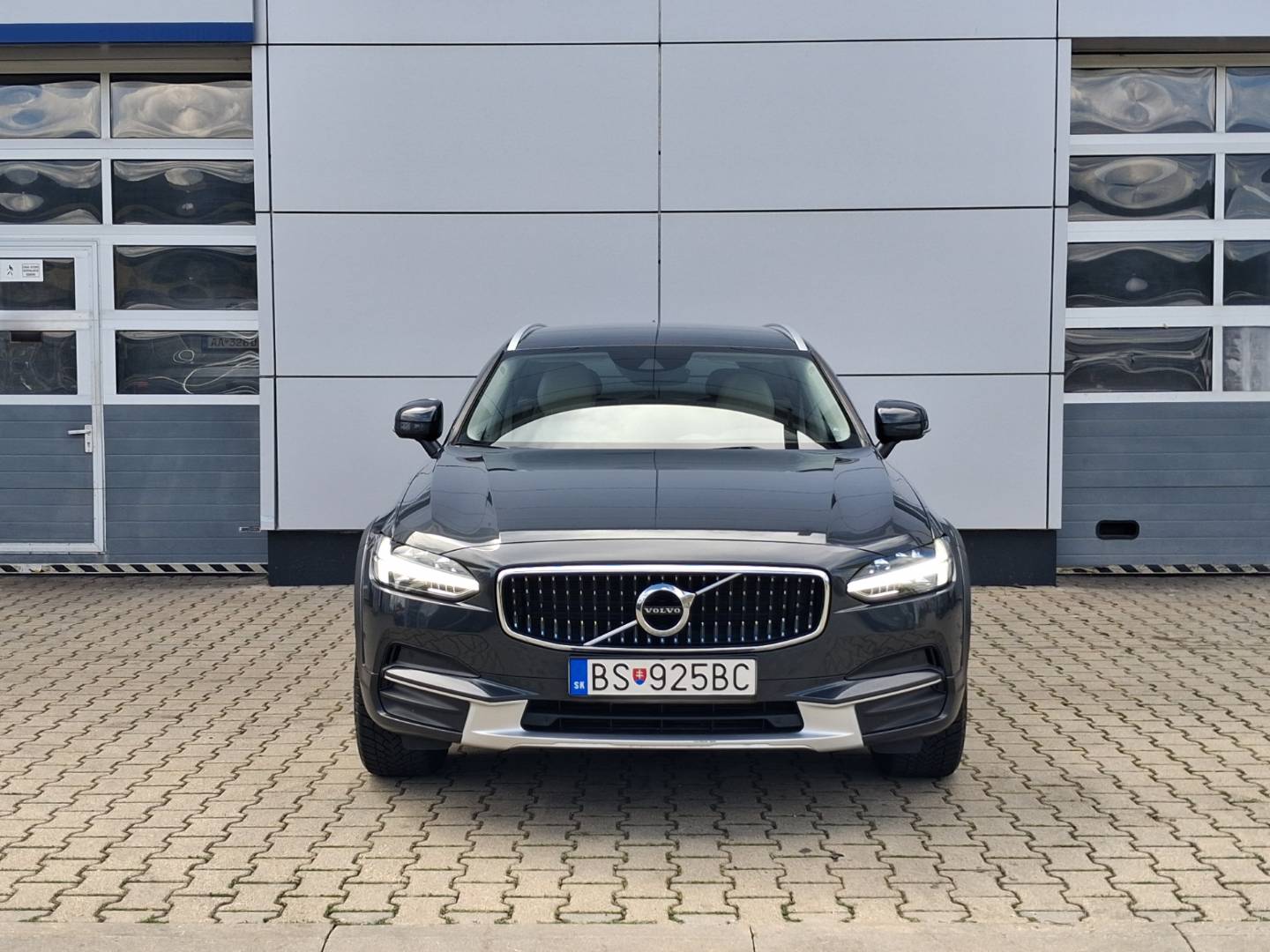 Volvo V90 CROSS COUNTRY PRO – Obrázok 2