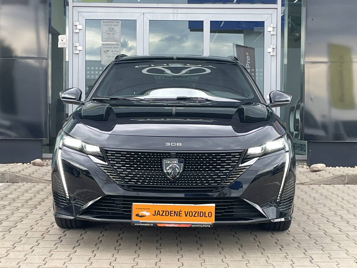 Peugeot 308 Break/SW GT 1.5 Bluehdi SW EAT8 1.majiteľ – Obrázok 2