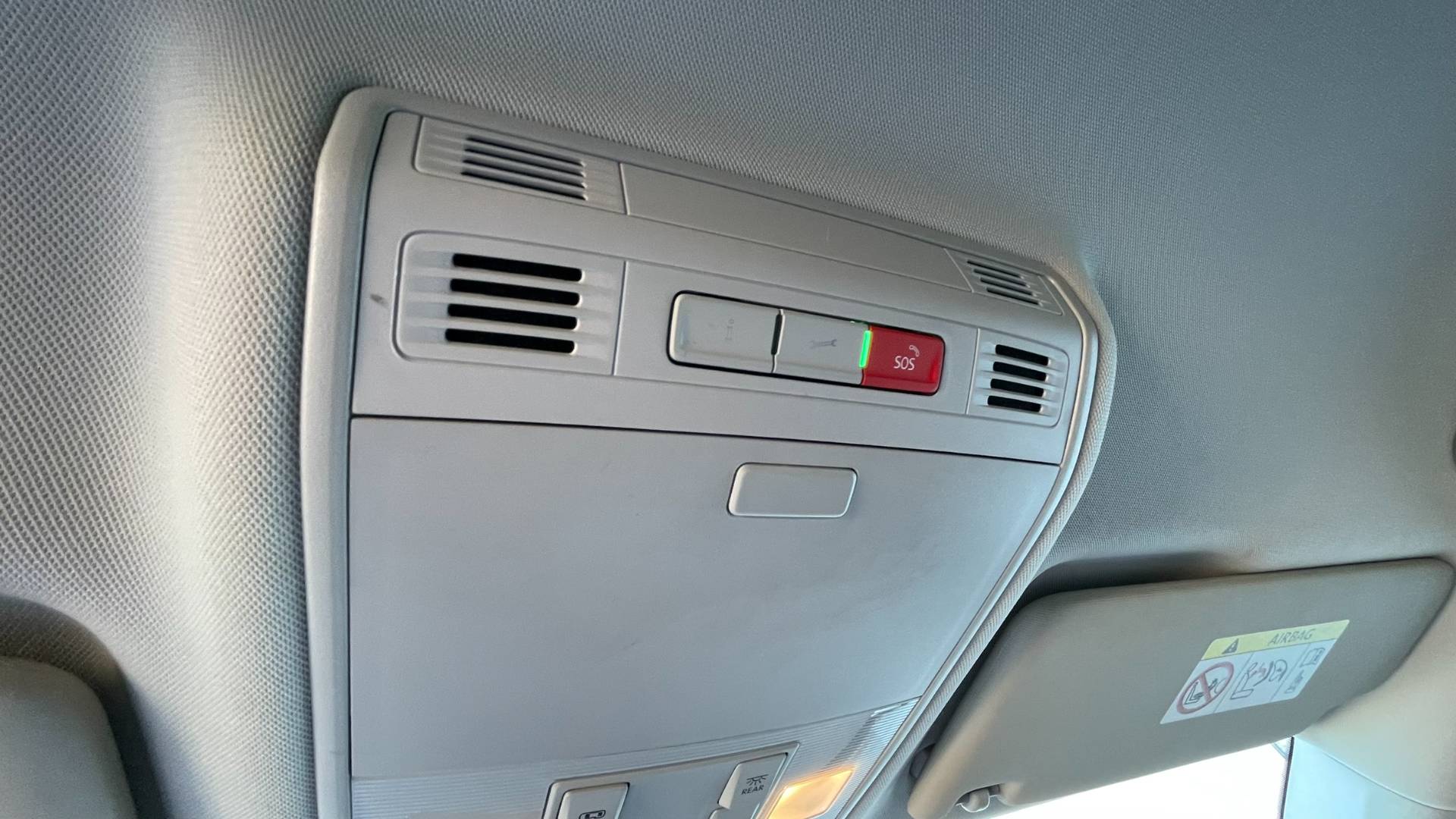 Škoda Superb 2.0TDI Ambition AT/7 1.majiteľ, nové v SR – Obrázok 26