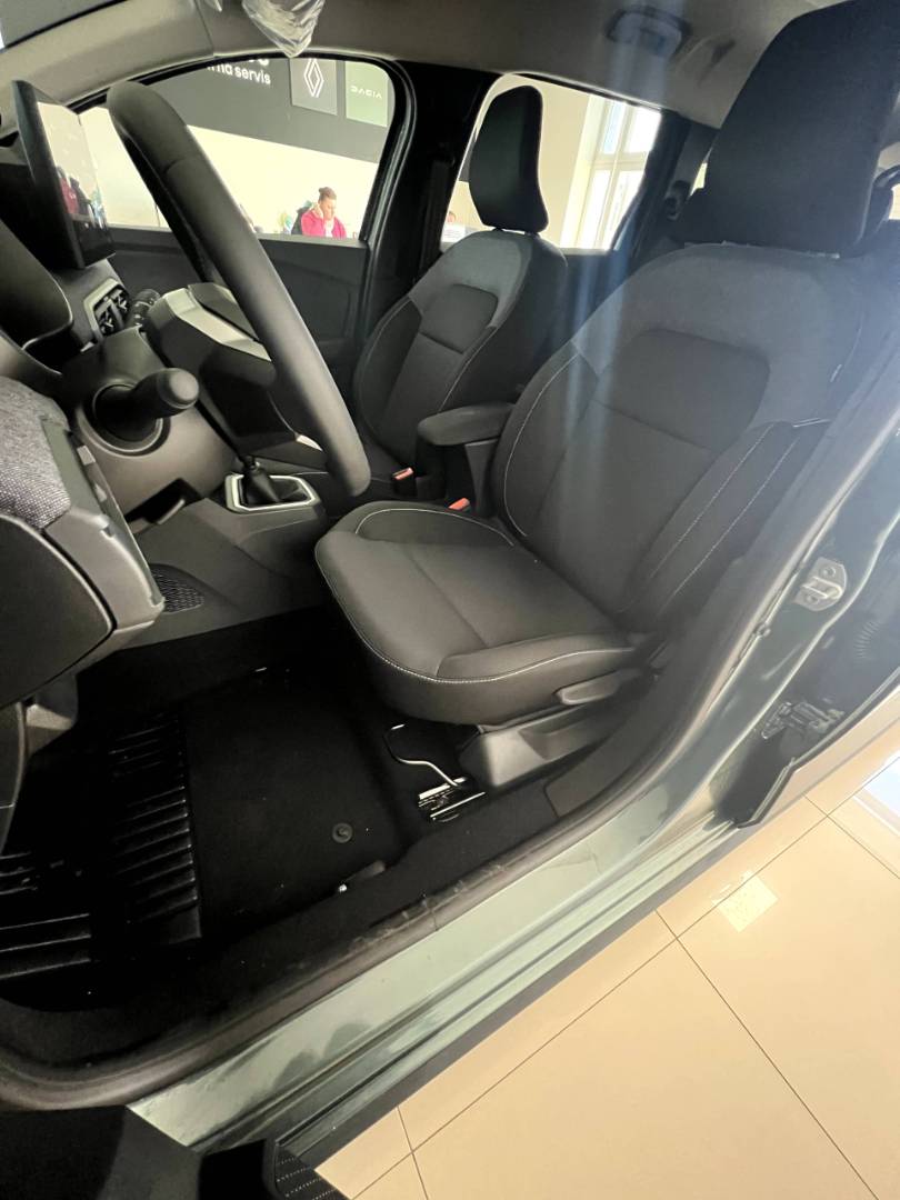 Dacia Jogger Expresion TCe 110 7 miest – Obrázok 6