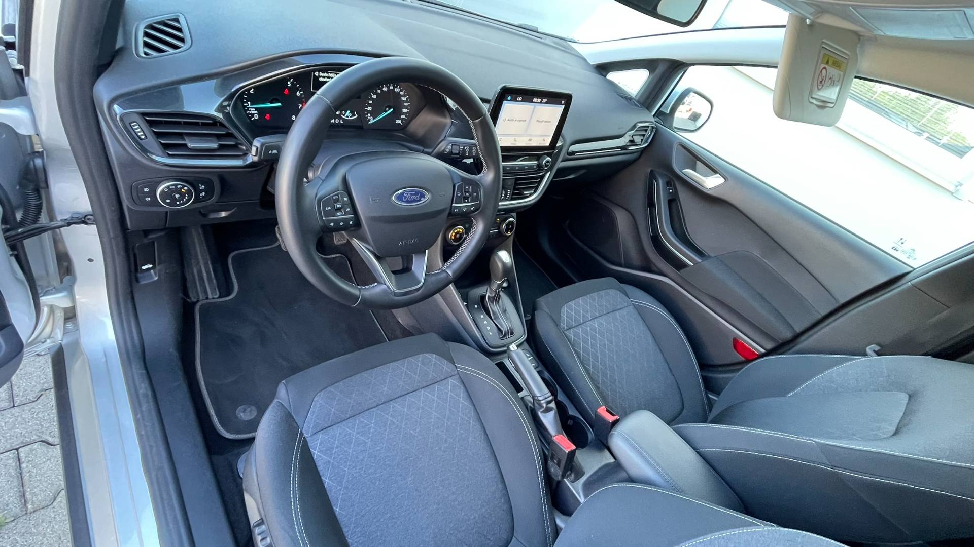 Ford Fiesta 1.0 EcoBoost mHEV 125k Active A/T – Obrázok 10
